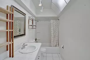 5200 SW 8th St, Plantation, FL 33317 - Photo 17