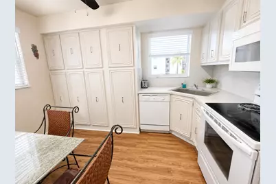 18 Colonial Club Drive #200, Boynton Beach, FL 33435 - Photo 13