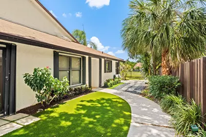 305 SW 28th Avenue, Delray Beach, FL 33445 - Photo 23