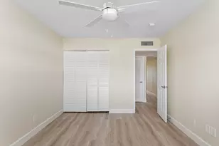 111 Shore Ct, North Palm Beach, FL 33408 - Photo 25