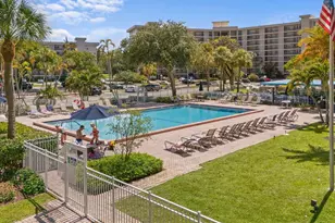 2650 S Course Dr, Pompano Beach, FL 33069 - Photo 27