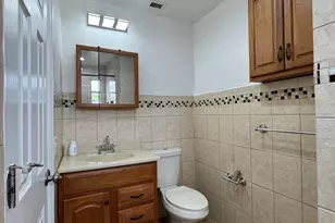 1601 NE 47th St, Pompano Beach, FL 33064 - Photo 15