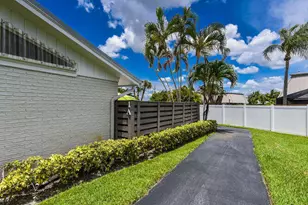 1801 S US Hwy 1, Jupiter, FL 33477 - Photo 3