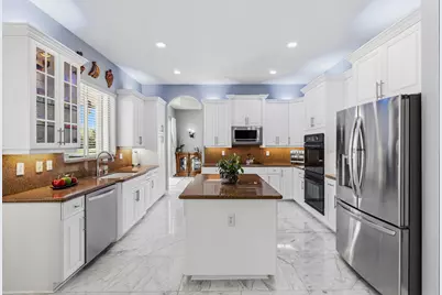 18551 SW 52nd Street, Miramar, FL 33029 - Photo 11