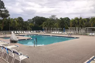 425 Bougainvilla Dr, Deerfield Beach, FL 33442 - Photo 37