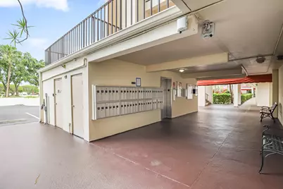3951 Via Poinciana #112, Lake Worth, FL 33467 - Photo 27