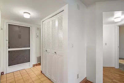 3951 Via Poinciana #112, Lake Worth, FL 33467 - Photo 13
