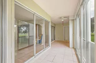 3951 Via Poinciana, Lake Worth, FL 33467 - Photo 9