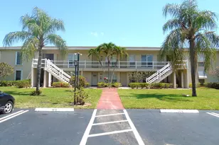 309 Circle Dr S, Boynton Beach, FL 33435 - Photo 1