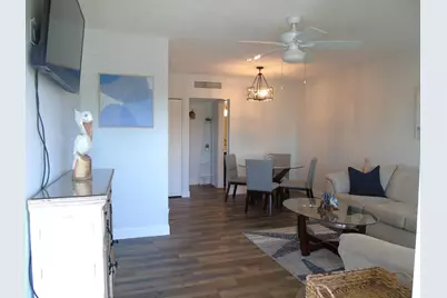 309 Circle Drive S #204, Boynton Beach, FL 33435 - Photo 3