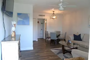 309 Circle Dr S, Boynton Beach, FL 33435 - Photo 3
