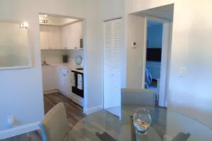 309 Circle Dr S, Boynton Beach, FL 33435 - Photo 7