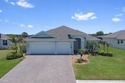 7203 33rd Square, Vero Beach, FL 32967 - Photo 1