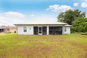 618 NW Billiar Ave, Port Saint Lucie, FL 34983 - Photo 3
