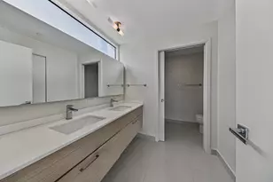 600 NE 27th St, Miami, FL 33137 - Photo 15
