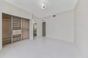 600 NE 27th St, Miami, FL 33137 - Photo 31