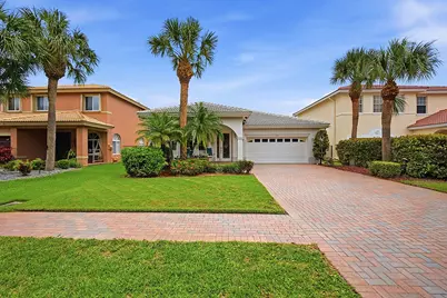 310 Venice Boulevard, Royal Palm Beach, FL 33411 - Photo 1