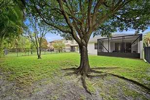 310 Venice Blvd, Royal Palm Beach, FL 33411 - Photo 37
