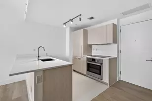 501 NE 31st St, Miami, FL 33137 - Photo 13