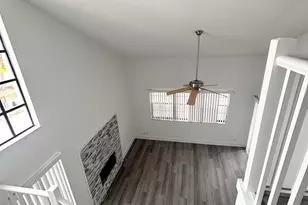 441 NE 38th St, Boca Raton, FL 33431 - Photo 15