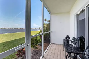 1516 S Lakeside Dr, Lake Worth Beach, FL 33460 - Photo 3