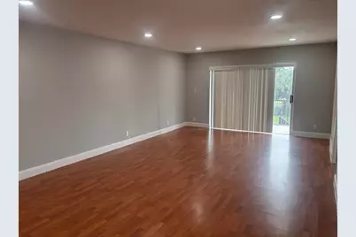 6100 S Falls Circle Drive #204, Lauderhill, FL 33319 - Photo 9