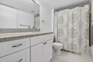 801 SW 138th Ave, Pembroke Pines, FL 33027 - Photo 31