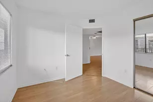 801 SW 138th Ave, Pembroke Pines, FL 33027 - Photo 29