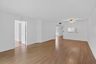 801 SW 138th Ave, Pembroke Pines, FL 33027 - Photo 19