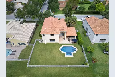 791 SW 191st Avenue, Pembroke Pines, FL 33029 - Photo 51