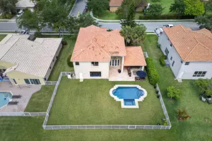 791 SW 191st Ave, Pembroke Pines, FL 33029 - Photo 51