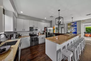 791 SW 191st Ave, Pembroke Pines, FL 33029 - Photo 17
