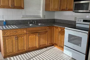 2202 NE 3rd St, Boynton Beach, FL 33435 - Photo 5