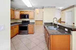 401 SW 203rd Ave, Pembroke Pines, FL 33029 - Photo 7