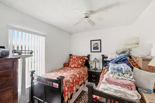 7599 NW 74th Ave, Tamarac, FL 33321 - Photo 15