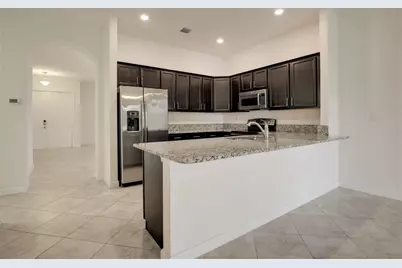 8985 Gulf Run Way, Lake Worth, FL 33467 - Photo 7