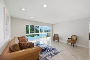 129 Piedmont C, Delray Beach, FL 33484 - Photo 5