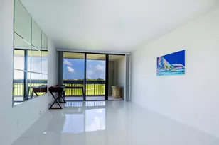 2000 Presidential Way, West Palm Beach, FL 33401 - Photo 9