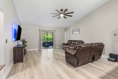 17105 N 70th St Street N, The Acreage, FL 33470 - Photo 11
