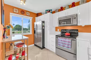 6795 Huntington Ln, Delray Beach, FL 33446 - Photo 7
