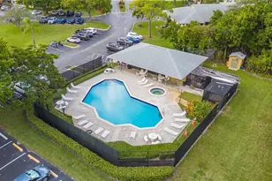 567 Trace Cir, Deerfield Beach, FL 33441 - Photo 19