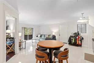 567 Trace Cir, Deerfield Beach, FL 33441 - Photo 5