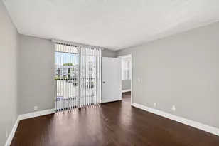 728 Executive Center Dr, West Palm Beach, FL 33401 - Photo 19