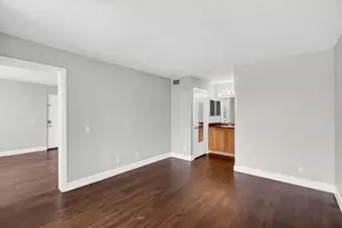 728 Executive Center Dr, West Palm Beach, FL 33401 - Photo 17