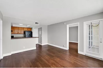 728 Executive Center Drive #29, West Palm Beach, FL 33401 - Photo 13