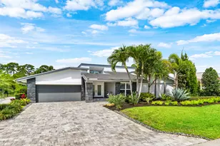 632 Lakewoode Circle W, Delray Beach, FL 33445 - Photo 1