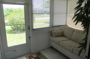 2715 Emory Dr E, West Palm Beach, FL 33415 - Photo 9