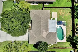 14608 Paddock Dr, Wellington, FL 33414 - Photo 31