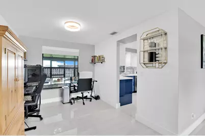 8411 Theresa Road, Boynton Beach, FL 33472 - Photo 11