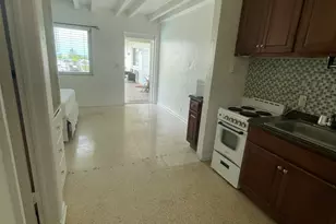 100 Cascade Ln, Palm Beach Shores, FL 33404 - Photo 5